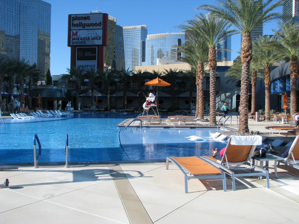 Suites At Elara Las Vegas Center Strip-No Resort Fees Bagian luar foto