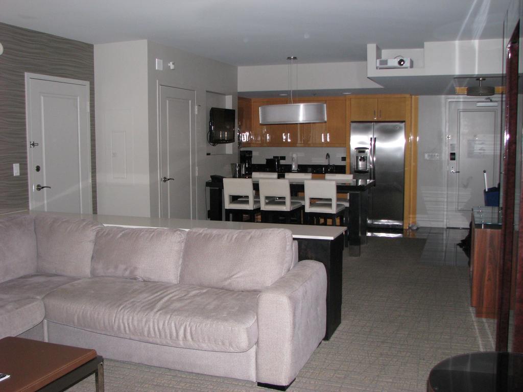 Suites At Elara Las Vegas Center Strip-No Resort Fees Bagian luar foto
